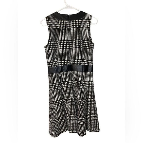 J. McLaughlin Women’s Kent Houndstooth Dress Fit and Flare Small Black/White - Picture 4 of 7